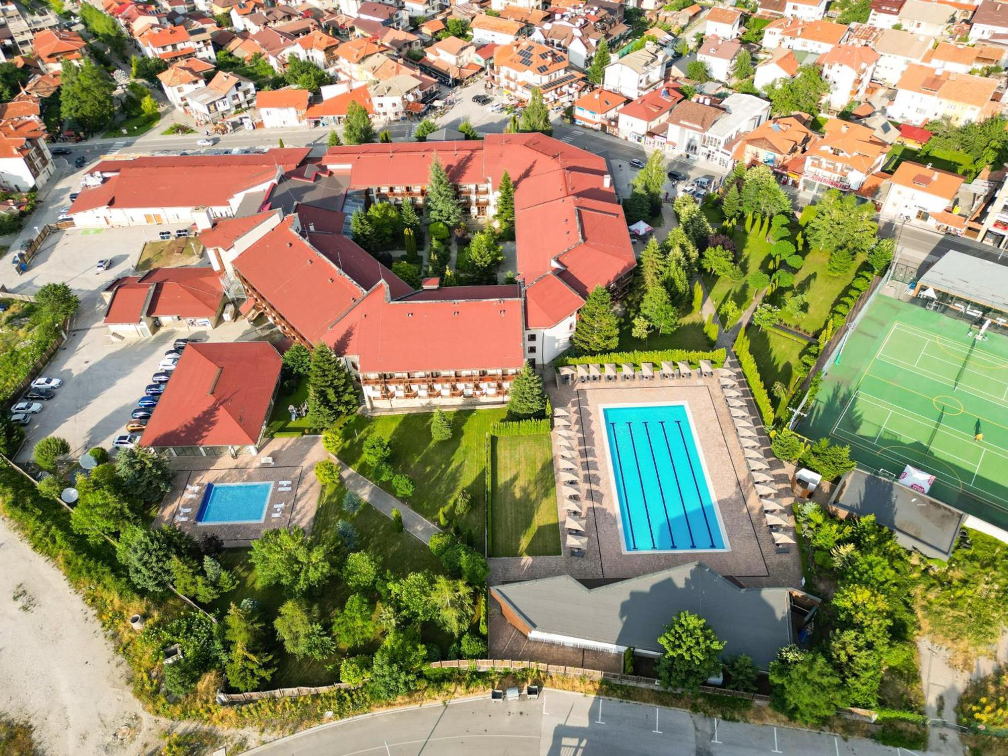 Four Points By Sheraton Bansko Bagian luar foto
